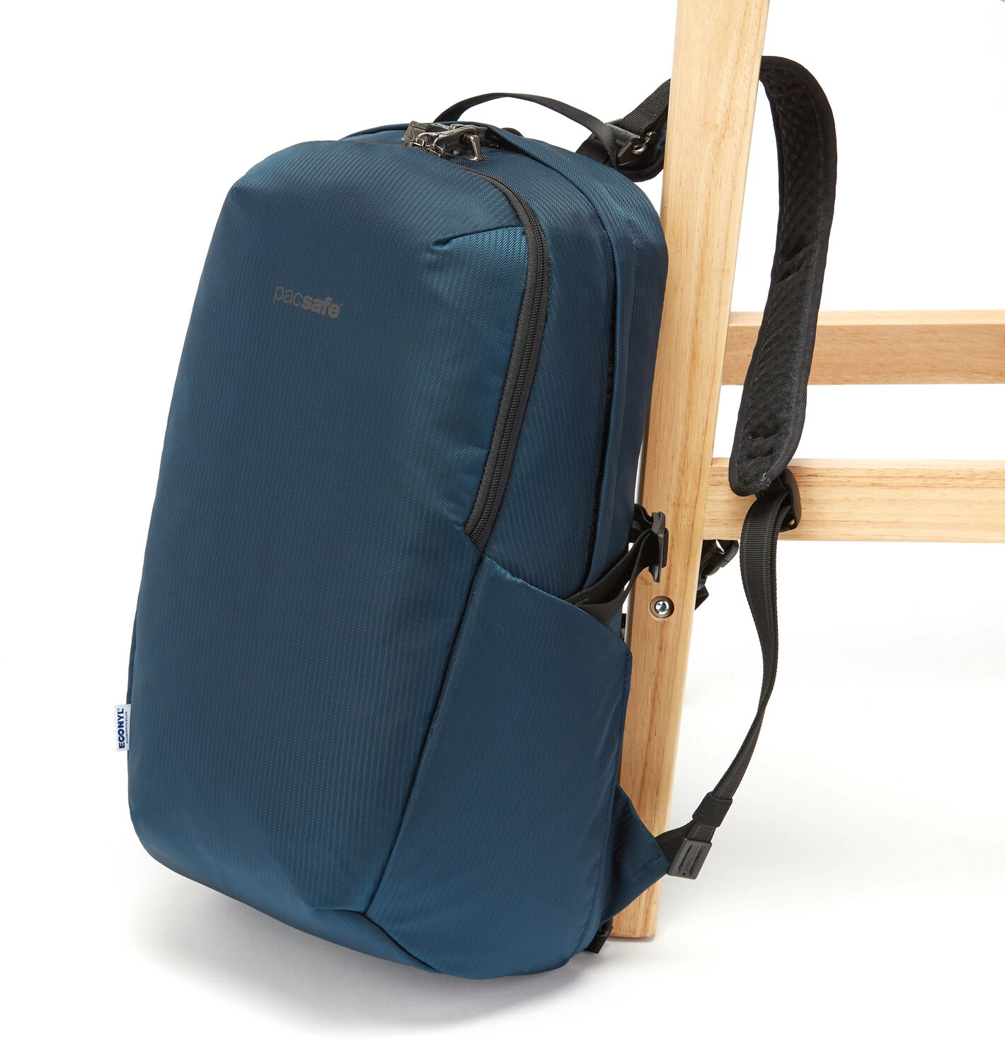 Pacsafe Vibe 25l ECONYL Backpack, noir – Image 6